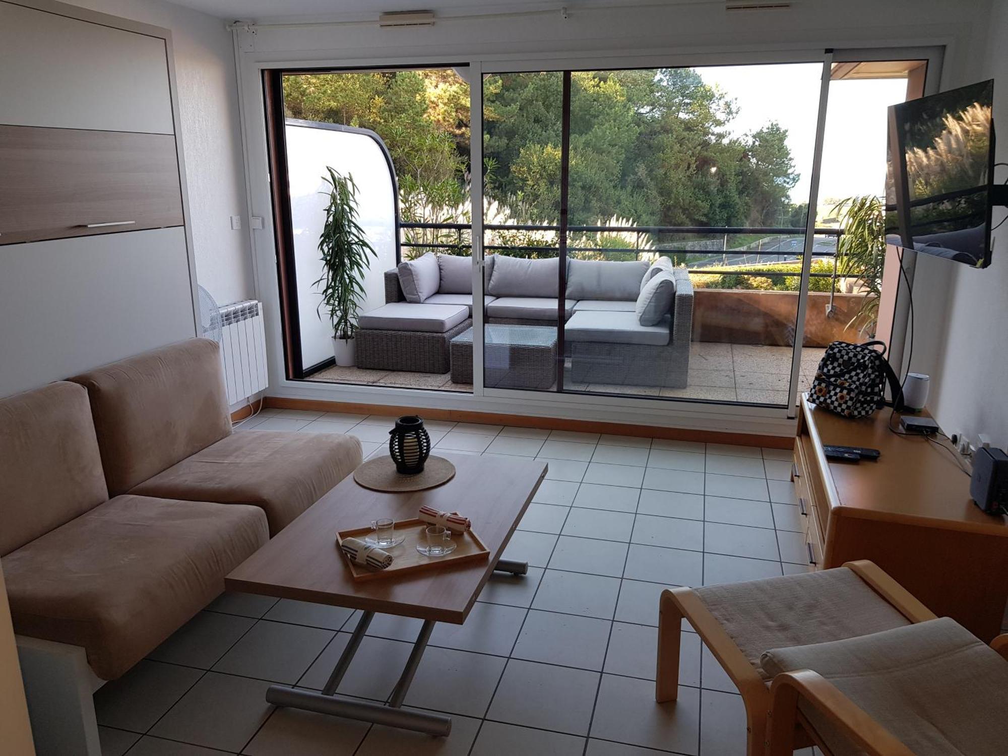 Dans De Standing Avec Parking Et Sa Terrasse Vue Bidart