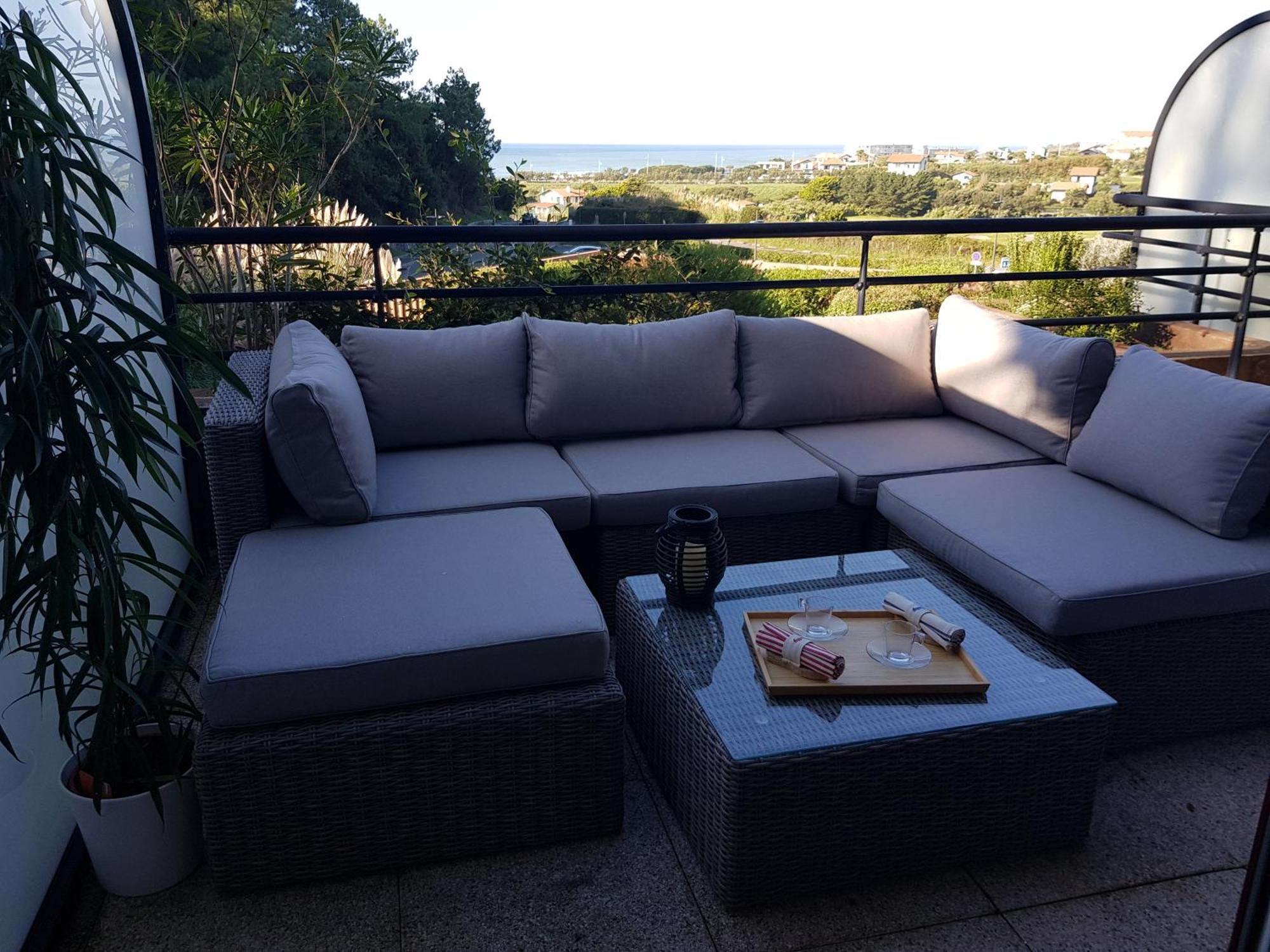 Dans De Standing Avec Parking Et Sa Terrasse Vue Appartement *